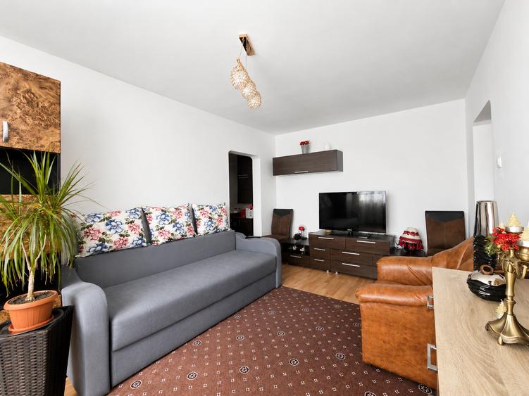 Apartament 2 camere | Hipodrom - Bariera Călărași | Etaj 3 | Mobilat și utilat |