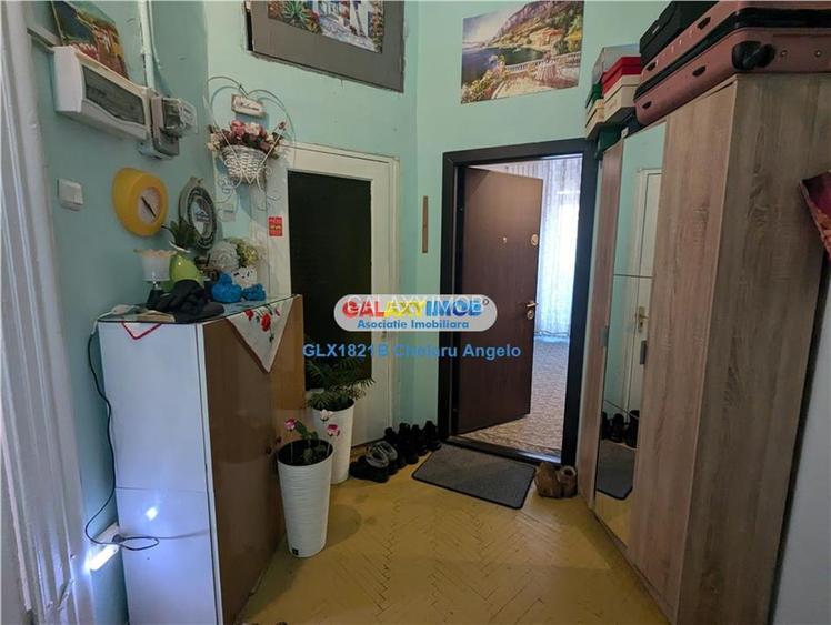 Armeneasca etaj vila 5 camere ,suprafata 200 mp, loc parcare - 17