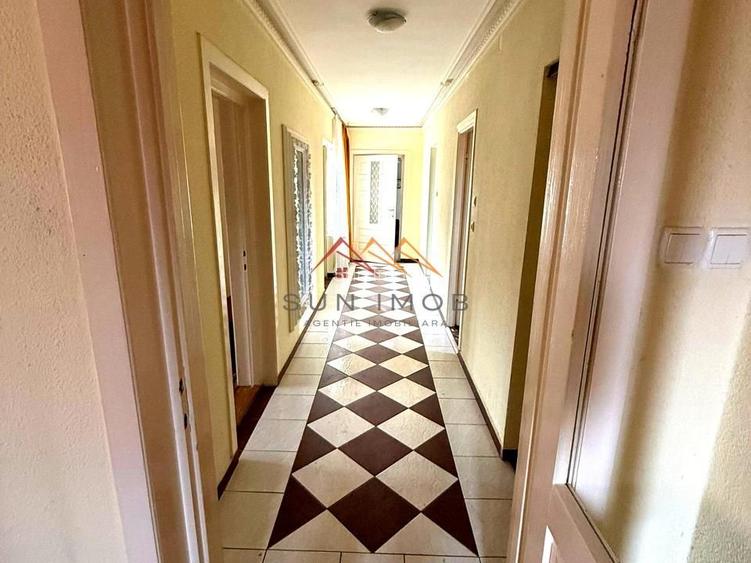 Vila 7 camere, an 1984, garaj, terasa, teren 604 m2, Poiana Campina,PH - 7