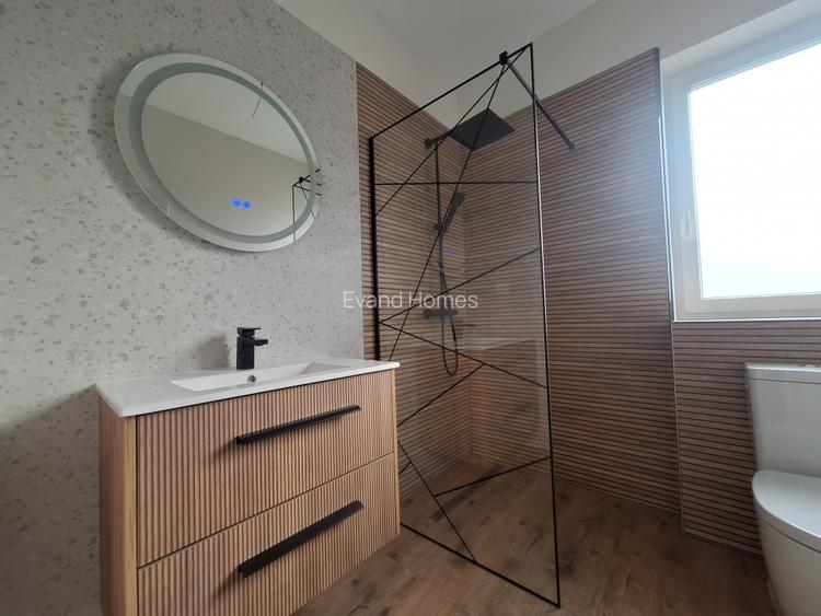 Duplex spatios cu 4 camere in Dumbravita -semineu- la 3 minute de Primarie - 5