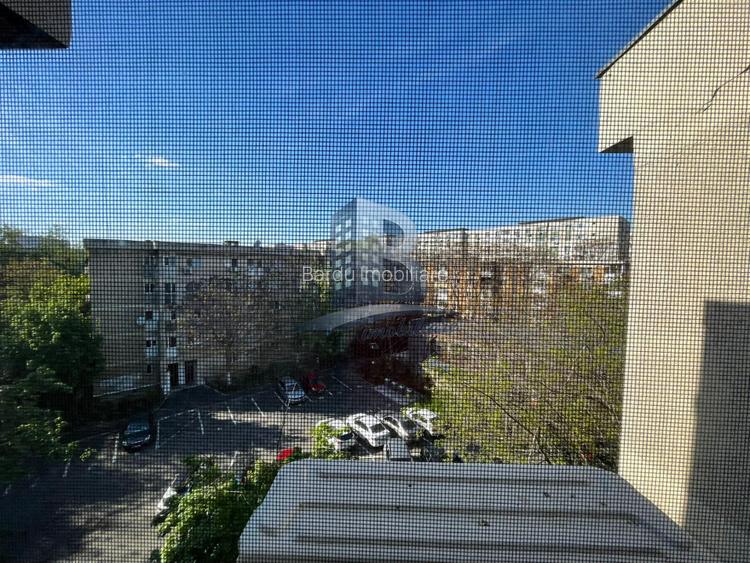 Garsoniera de vanzare/ Crangasi/ Metrou 5 minute - 7