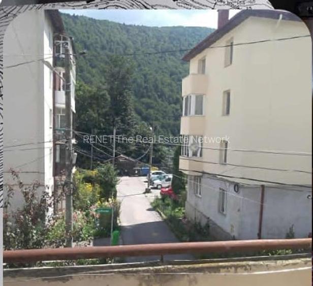 SUPER OCAZIE – Apartament 2 camere decomandat, Sinaia –  Preț: 49650 EUR - 2