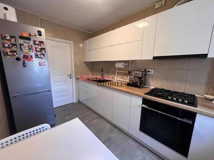 Titan, 1 Decembrie 1918, Jean Steriadi, Scoala 116 - 5