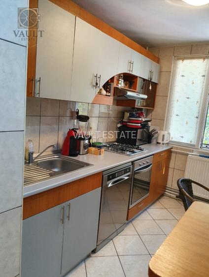 Apartament 3 camere - 10 minute de metrou - Trapezului - 10