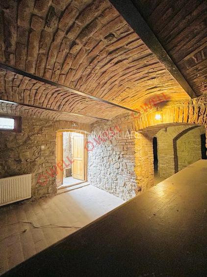 De vânzare complex de clădiri în Baraolt - 17