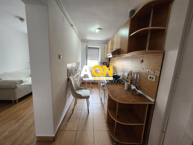 De vanzare apartament 3 camere zona Cetate - 6