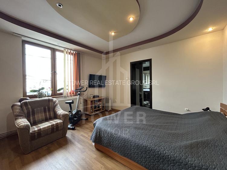 De închiriat Etaj + Mansardă 180 mp | 7 Camere cu 7 Băi | Lupeni Sibiu - 3