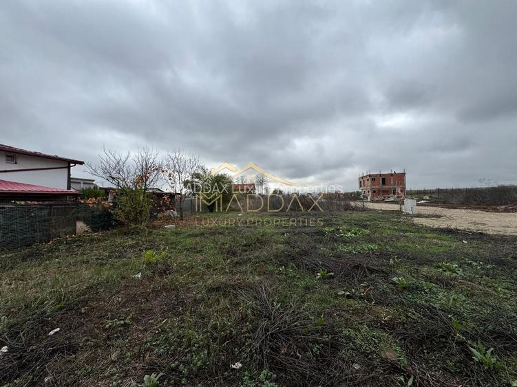 Maddax Luxury Properties vă propune spre vânzare un lot de teren în Balotești - 4