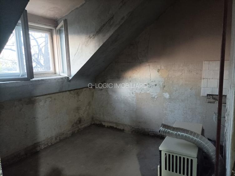 Apartament 3 camere liber la vanzare zona Central - 16