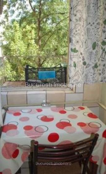 Garsoniera,B-dul Lacul Tei,bl.reabilitat,et.3/10,DECOMANDATA,Amenajata,Libera - 6