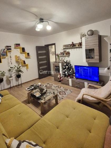 Vânzare apartament 3 camere, parter, 60 mp,  Piața Sudului - 15