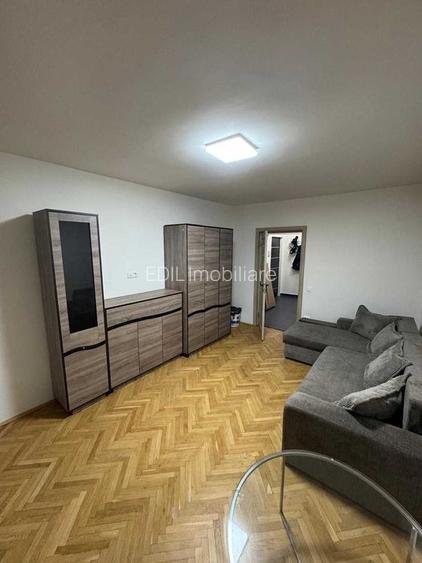 Apartament de închiriat, 3 camere, 63 mp, Gruia zona Stadionul CFR - 2