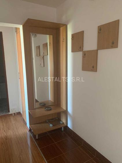 2 camere Aparatorii Patriei - loc de parcare - 11