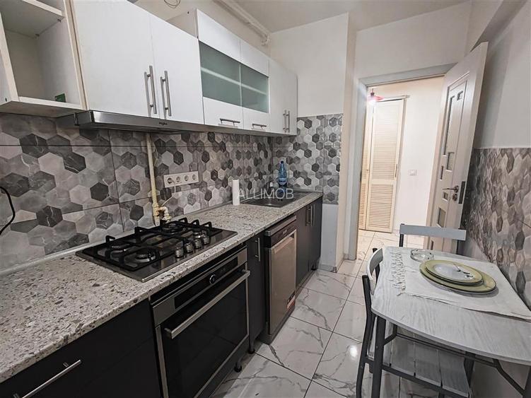Apartament 2 camere in Ploiesti, zona ultracentrala - 12