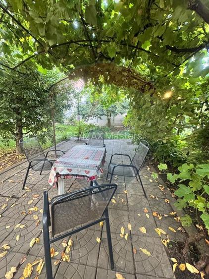 Casă / Vilă cu 8 camere de vânzare în zona Central - 51