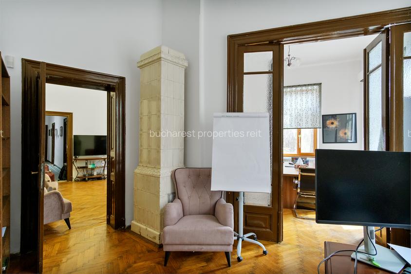 “Vila interbelica cu arhitectura deosebita, curte individuala, 420 mp teren” - 12