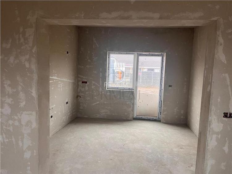 Casa individuala - Teren 635 mp - toate utilitatile. - 13