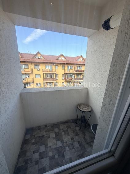 Inchirierz Garsoniera  Militari Residence strada Rezervelor - 12