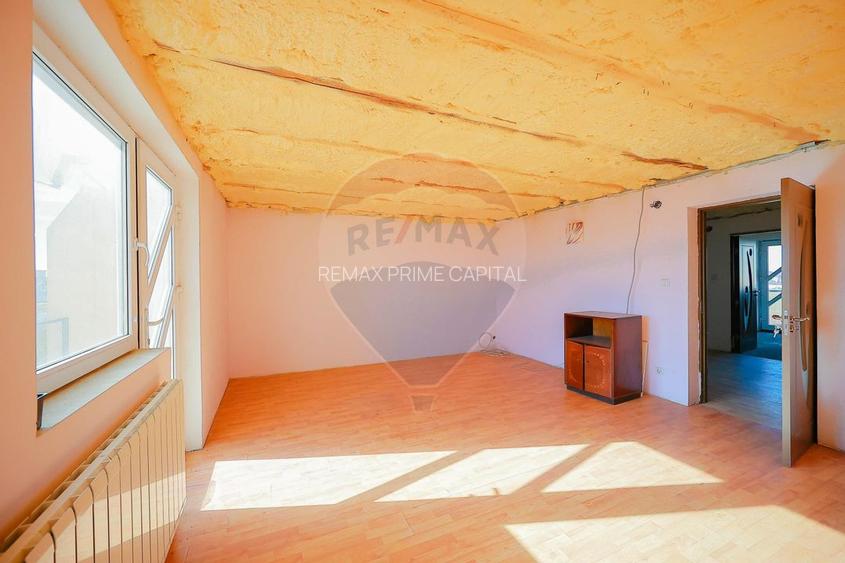 Duplex cu 5 camere și 506 mp teren de vânzare, str. Nufărului - 17