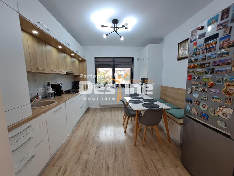  Miroslava CENTRU , Casa individuala, P+1+POD - 12