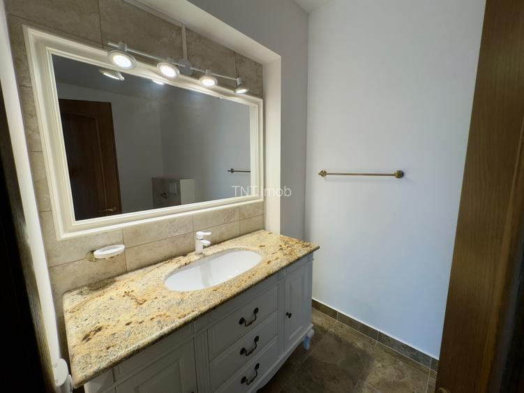 Vila 8 Camere | P+2+M+S | Langa Liceul Mark Twain | Erou Iancu Nicolae | Pipera - 41