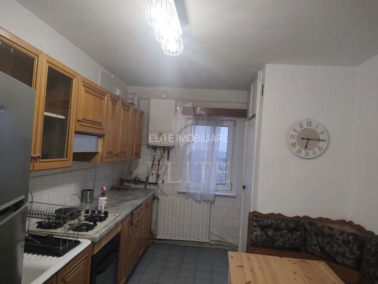 Apartament 3 camere în zona STRAZII VIILOR - 10