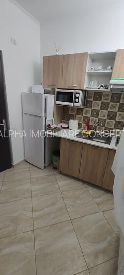 PENSIUNE+ SPATIU COMERCIAL - TROCADERO - 13