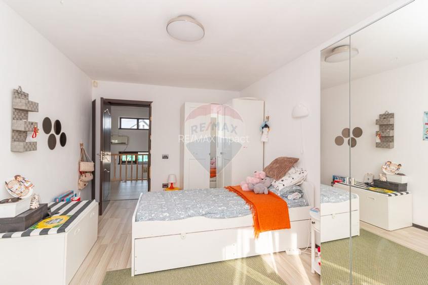 Casa individuala de vanzare 6 camere cu garaj Varteju Magurele - 11