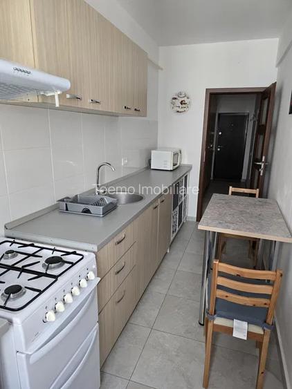 Apartament 2 camere, decomandat, 52 mp, centrala, ac, balcon, Aparatorii Patriei - 5