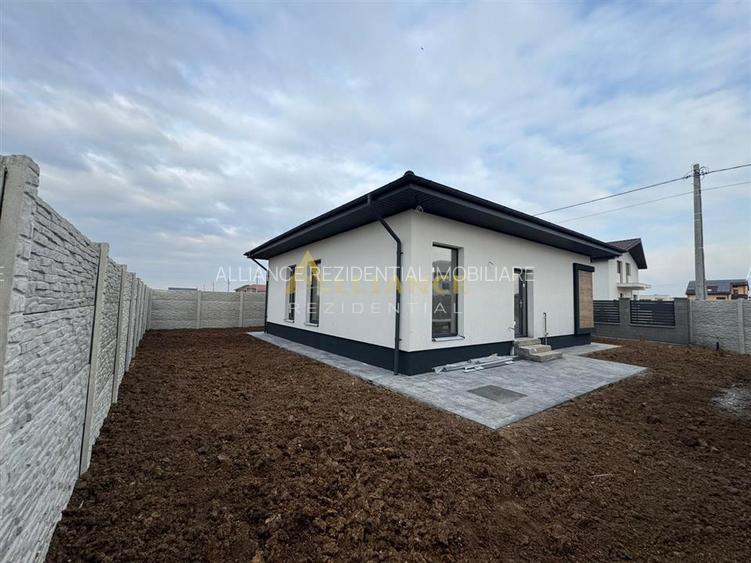 Casa individuala - 4 camere 2 bai - 375 mp teren - 5 minute STV - 6