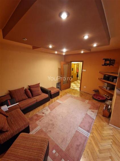 Decomandat 4 camere etaj 1 Circumvalatiunii/Iulius Town - 13