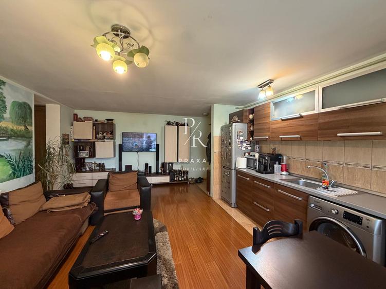 Apartament 3 camere 68 mp, mobilat, utilat, et 1, zona Poligonului, Floresti