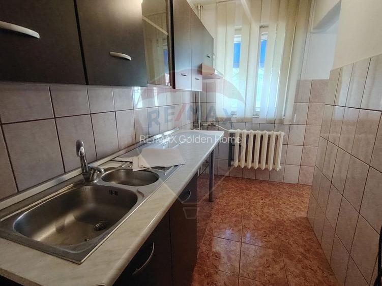 Apartament cu 3 etaj2 - 4