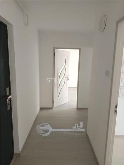 Ap 2 camere D, 56mp, et2, renovat, geam la baie, Nicolina - 7