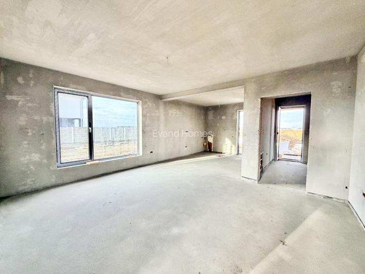 Duplex cu 3 camere si toate utilitatile - Mosnita -  Drumul boilor - 3