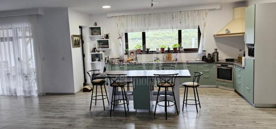 Casa 5 camere de vanzare in Saldabagiu de Munte - 2