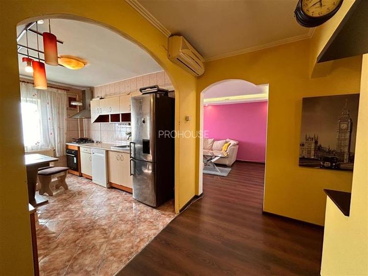 3 Camere decomandat zona GEPEX - 4