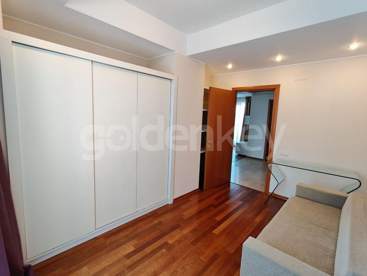 Apartament modern cu 3 camere, vedere spre lac