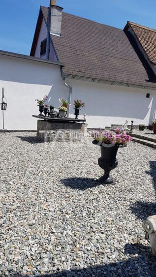 Casa 7 camere 6 bai terase teren 1180mp aproape de Castel si Poveste - 33