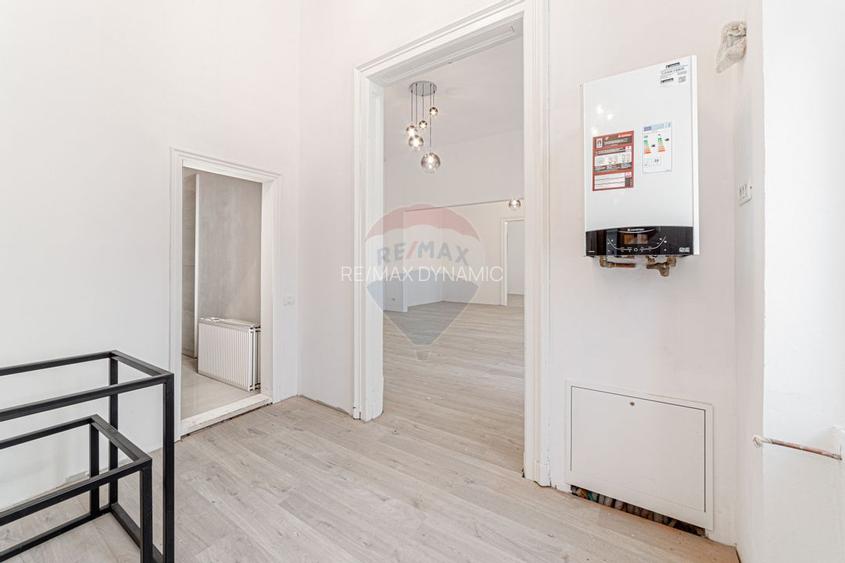 Spațiu de închiriat 149 mp, ultracentral, în Palatul Neumann - 7