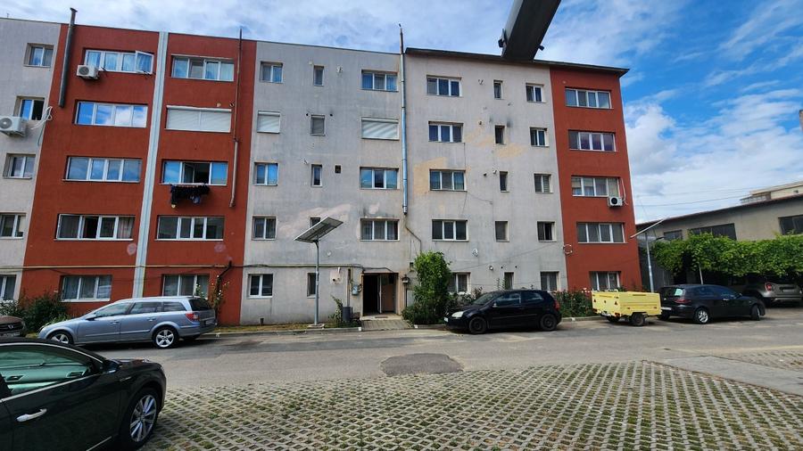 Apartament 3 camere + Garaj 25 mp