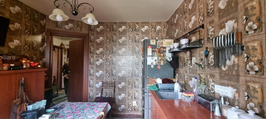 Parter cu structură pentru etaj, curte amenajată și organizare impeca - 34