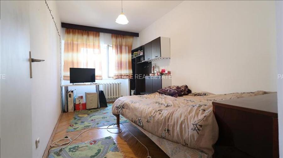 Apartament de 3 camere decomandat, etaj 3, 2 bai - Pacurari - 3