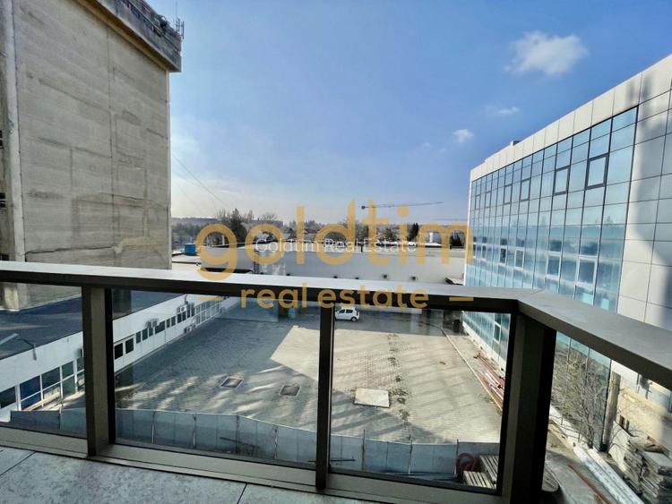 PRIMA INCHIRIERE/ SUPERB/ SPATII DEPOZITARE/ BALCON 20 mp/ PARCARE - 10