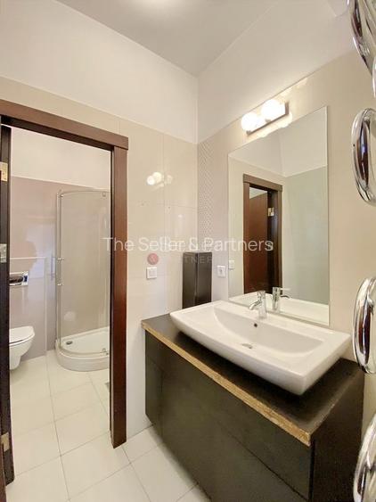 Central - Suprafata Generoasa - 25