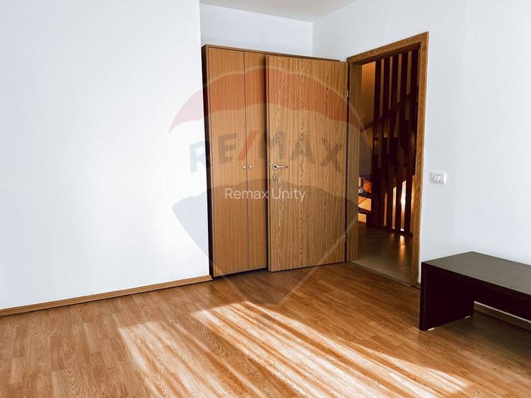 Apartament spatios de închiriat în zona Green Valley - Noua - 22