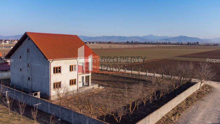 Casa cu teren 1500 mp in Harman - 16