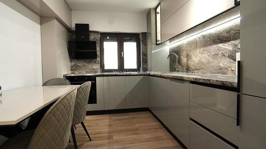 Ultracentral, Langa Primarie! Inchiriere apart premium 3 camere, Targoviste. - 9