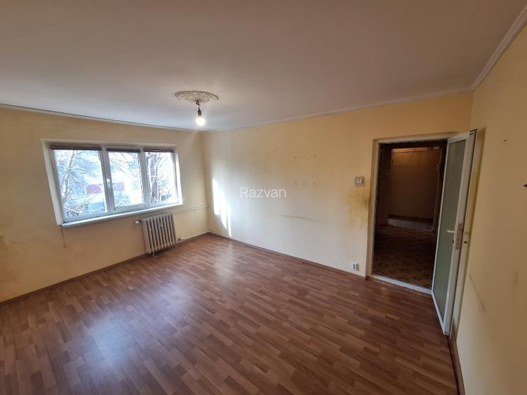 APARTAMENT 3 CAMERE * ETAJ 2 * TOMIS NORD * STR TULCEA NR 5 *  STRADAL * GAZE  - 2