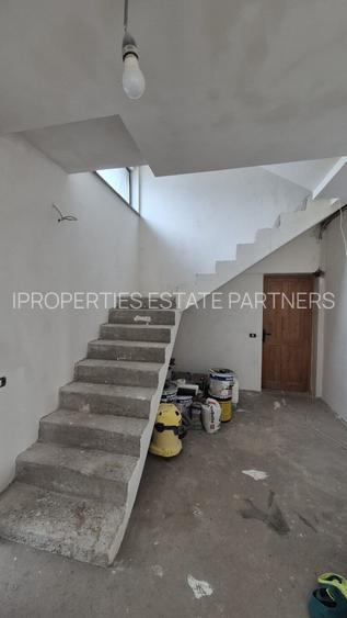 Casa de vanzare Comuna 1 Decembrie - 8